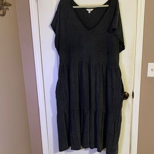 Terra & Sky Charcoal V-Neck Midi Dress